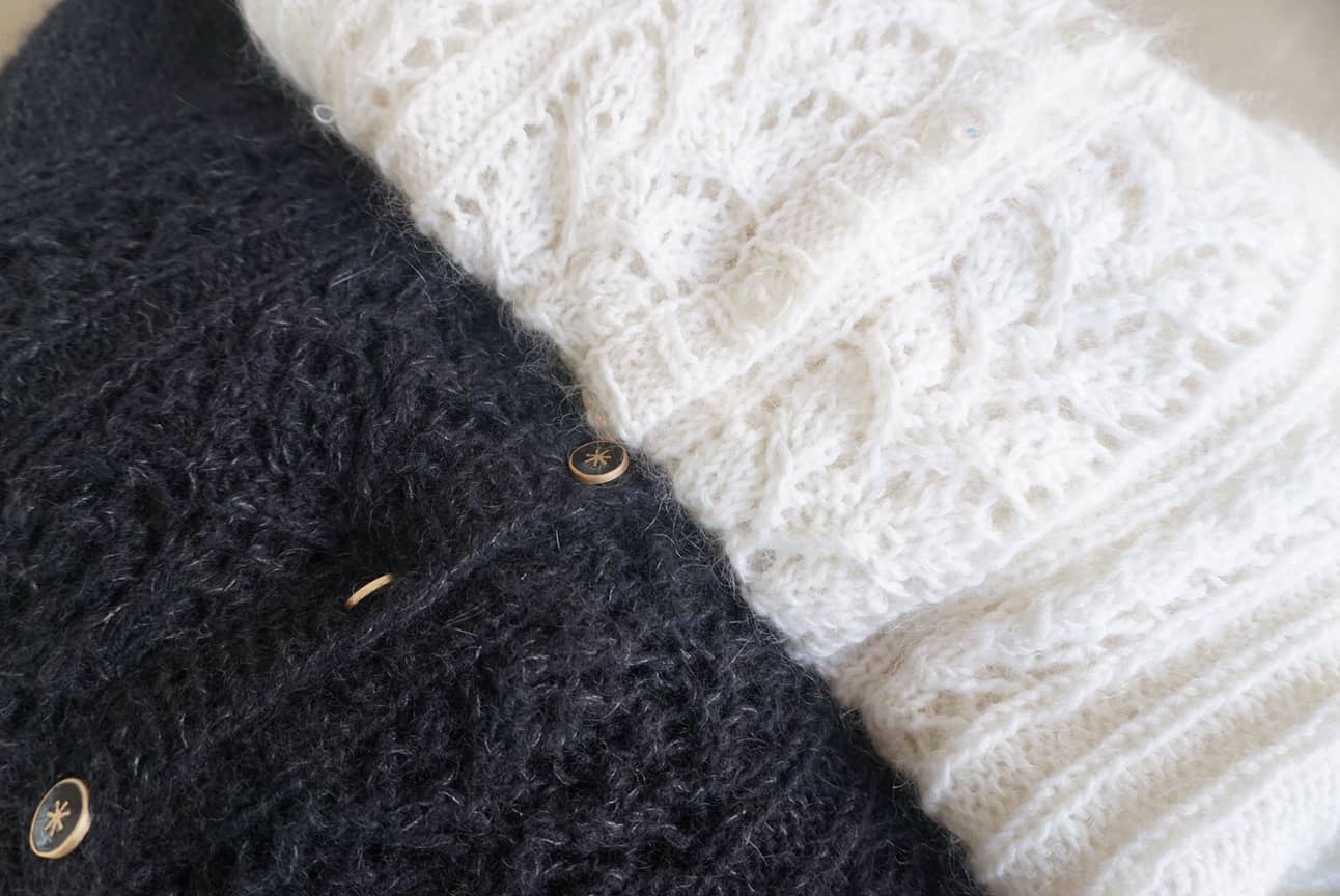 Gilets d&rsquo;hiver tous doux: Agatha et Belladonna