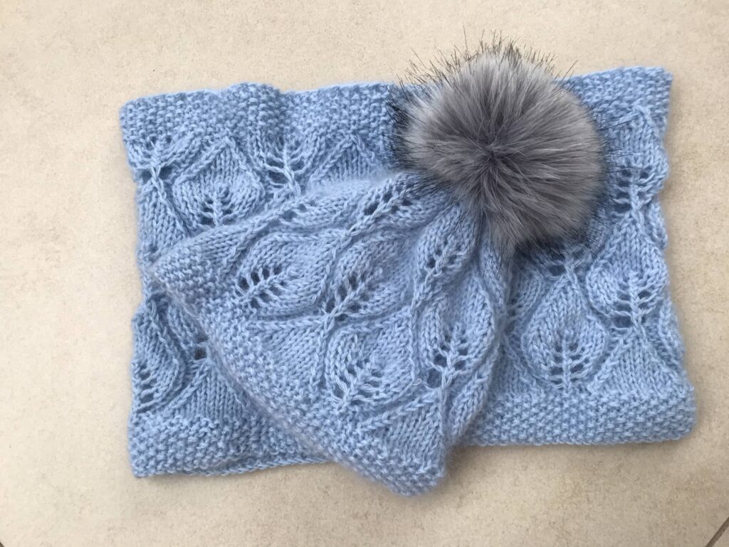 Modèle Bonnet et écharpe - W061  Patron tricot gratuit, Patron tricot,  Tricot gratuit