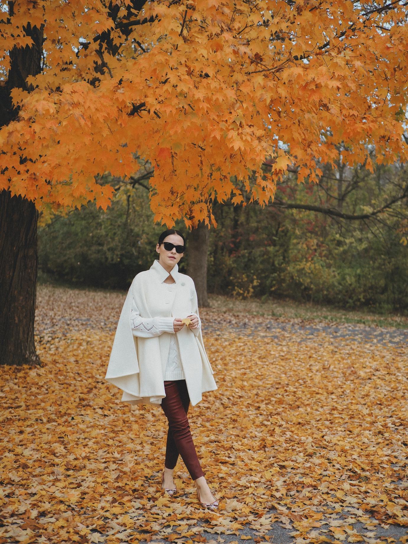 Cape En Cachemire Tricot Chic - Taille F38, Couleur Blanc écru - Neuf Sans étiquettes
