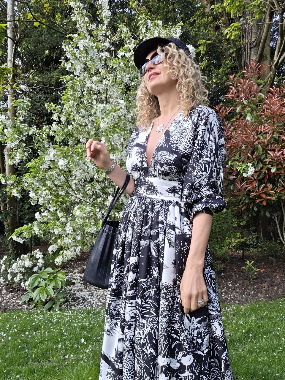 Sewing a Dior-like dress using the V9253/V1735 pattern - Six